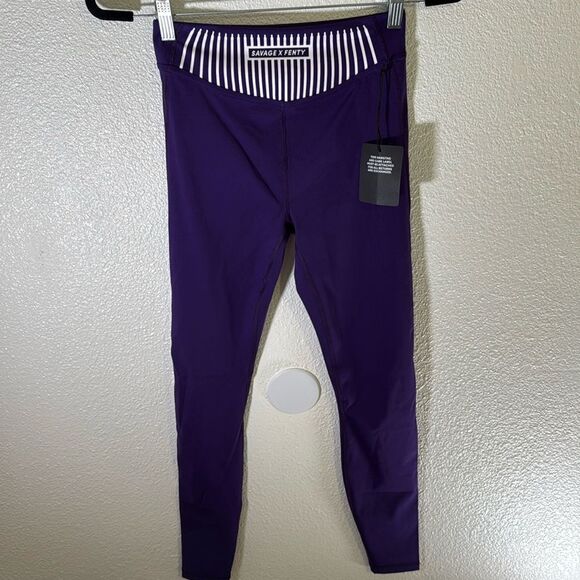 NWT-Savage X Fenty- Xccentuate High Waist Compression Leggings-Purple- Size Smal - Picture 3 of 10